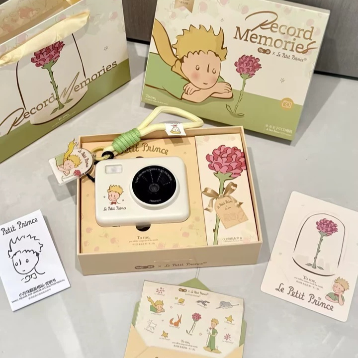 Photography Lighting Products - كاميرا فيديو للأطفال بتصميم الأمير الصغير